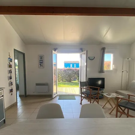 Maison Cosy Avec Piscine Partagee
