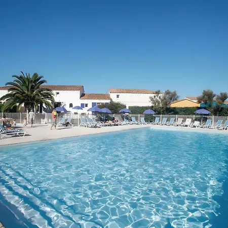 Prázdninový dům Maison Cosy Avec Piscine Partagee *