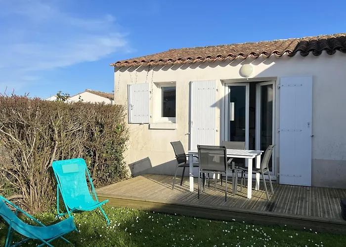 Maison Cosy Avec Piscine Partagee * Le Château-dʼOléron